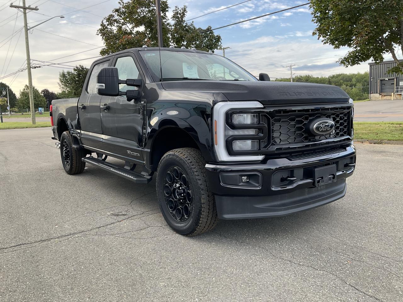 2026 Ford F-250 Super Duty SRW XLT Photo2