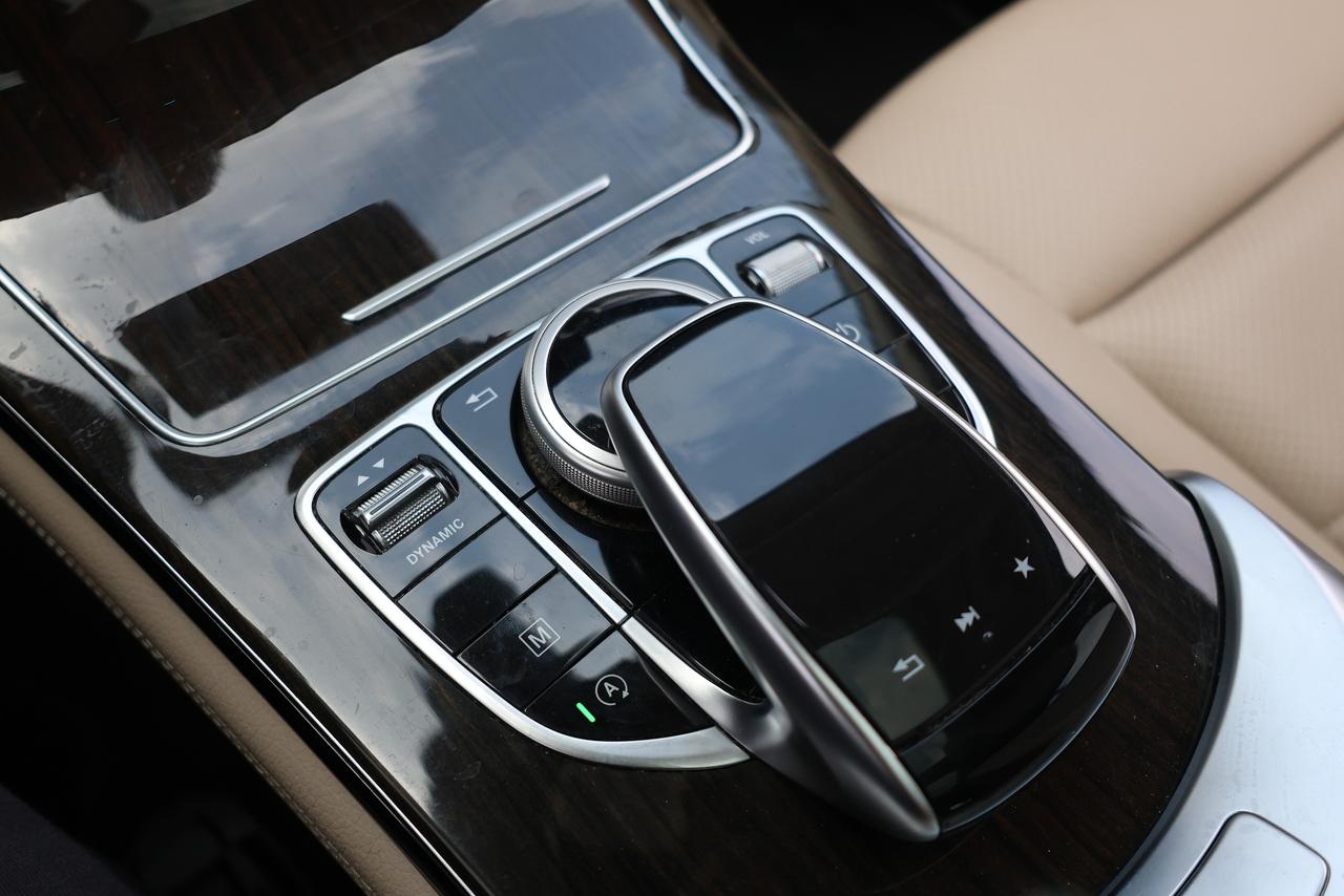 2019 Mercedes-Benz GLC-Class GLC 300 - PANO|NAVI|CAMERA|BLINDSPOT Photo