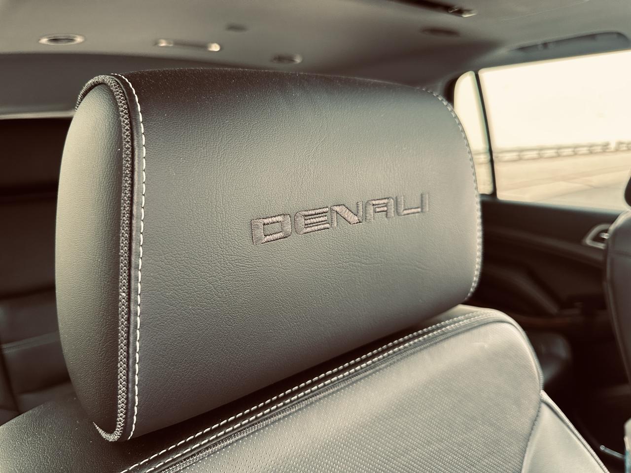 2018 GMC Yukon Denali Ultimate 6.2 L Triple Black Photo