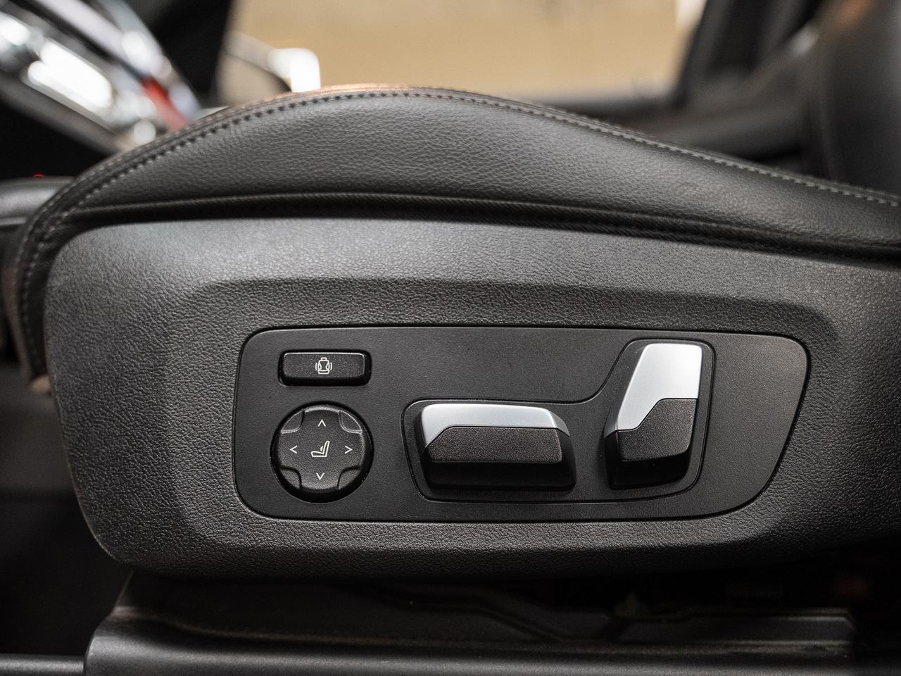 2020 BMW X3 xDrive30 | Nav | Leather | Sunroof | BSM | CarPlay