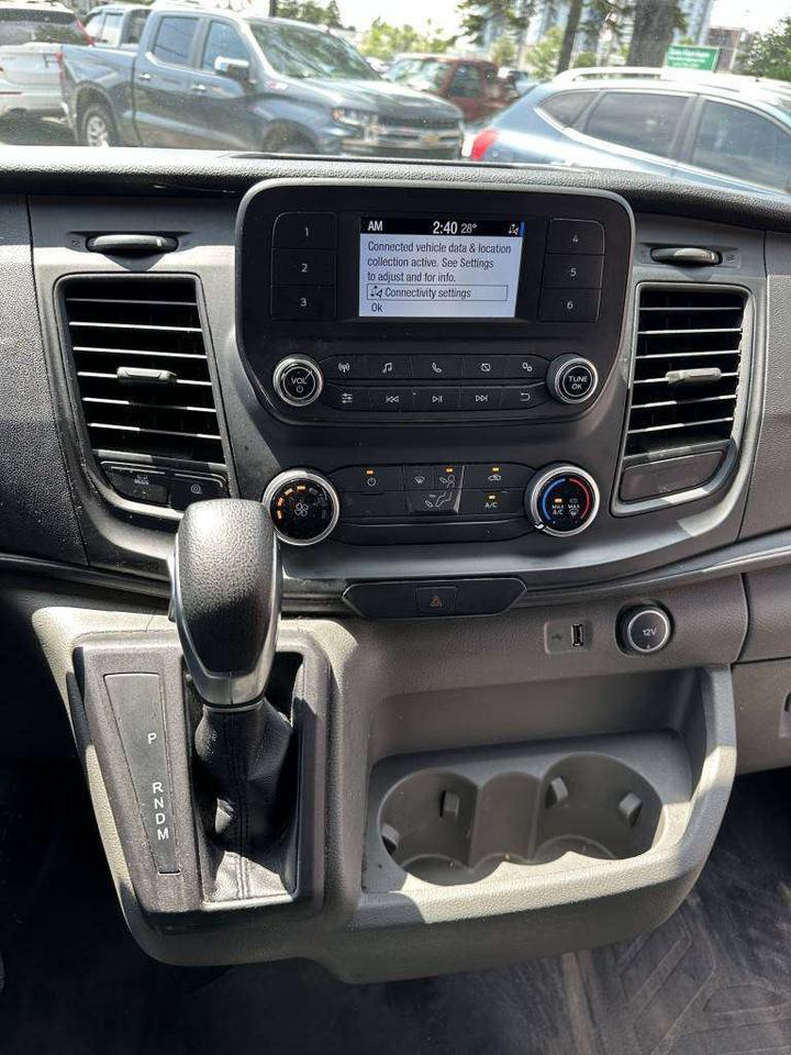 2022 Ford Transit Cargo Van low roof Photo