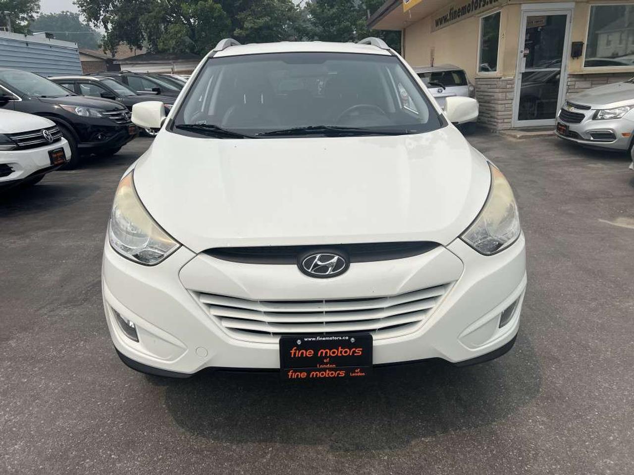 2012 Hyundai Tucson GLS PZEV 4dr SUV (2.4L 4cyl 6A) Photo5