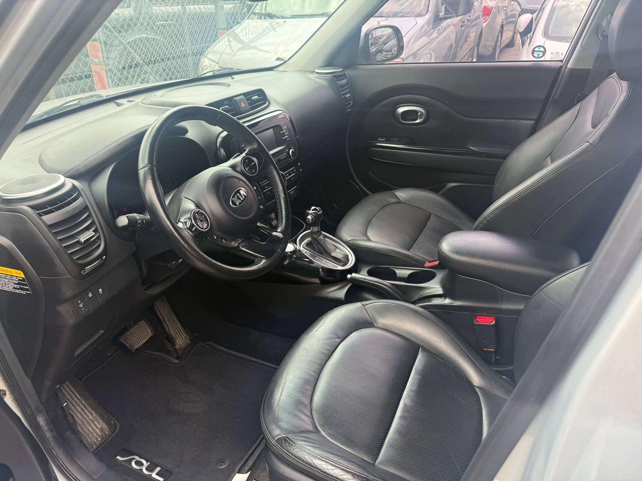 2015 Kia Soul *** 3 YEAR WARRANTY INCLUDED *** Photo