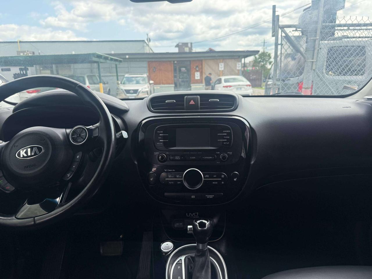 2015 Kia Soul *** 3 YEAR WARRANTY INCLUDED *** Photo