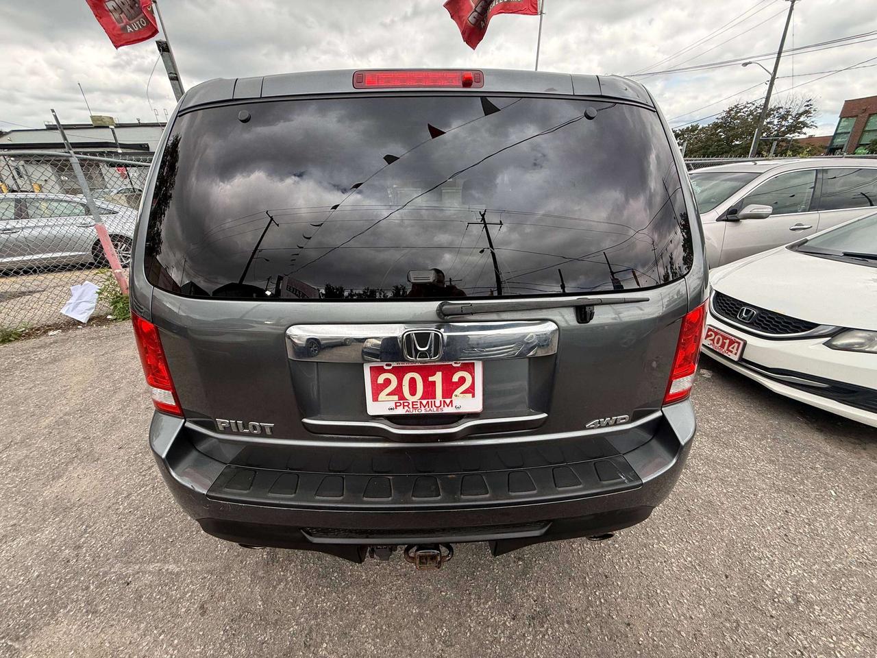 2012 Honda Pilot *** 3 YEAR WARRANTY INCLUDED *** Photo