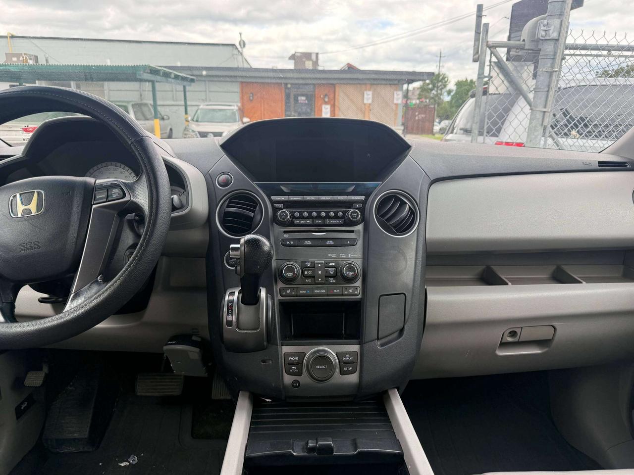 2012 Honda Pilot *** 3 YEAR WARRANTY INCLUDED *** Photo