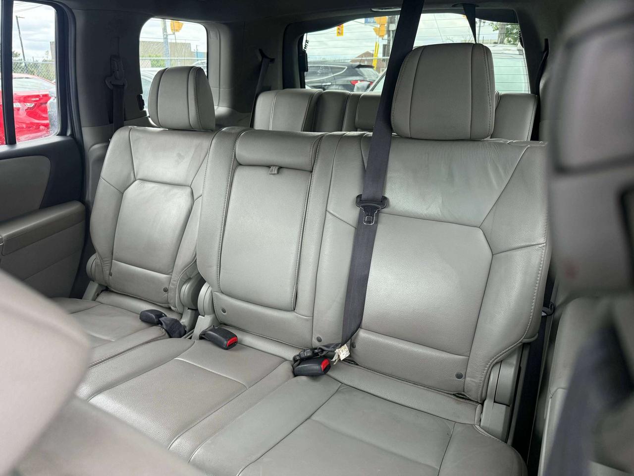 2012 Honda Pilot *** 3 YEAR WARRANTY INCLUDED *** Photo