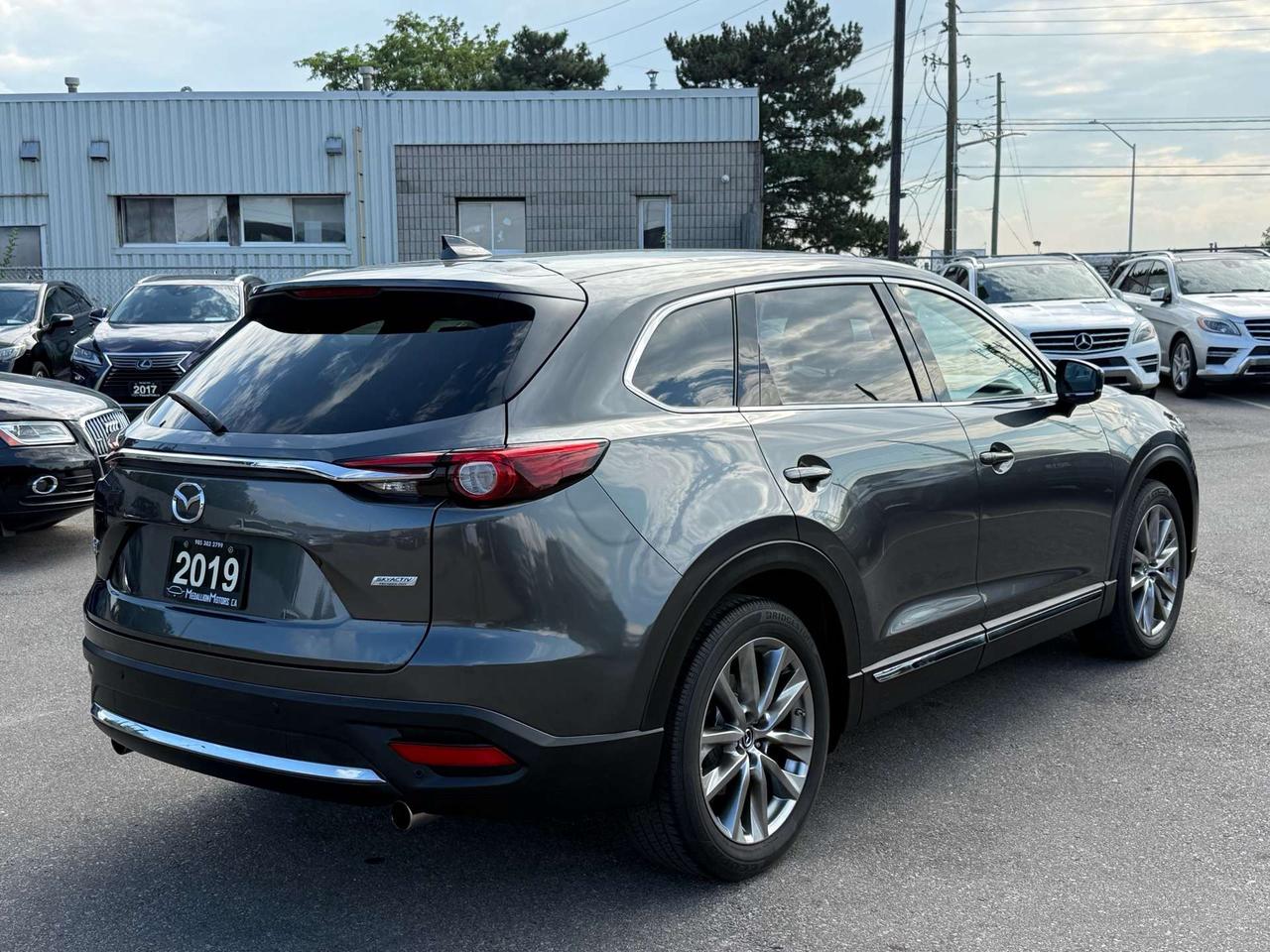 2019 Mazda CX-9 GT AWD  ACCIDENT FREE CERTIFIED MINT Photo