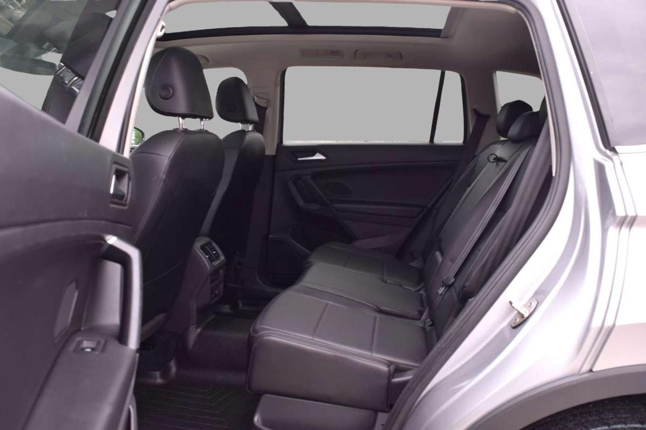 2019 Volkswagen Tiguan Comfortline 4Motion Leather Panoramic Sunroof Navi Photo