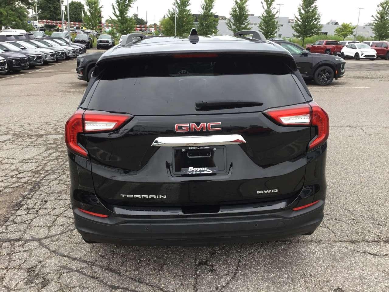 2024 GMC Terrain AWD SLE Photo