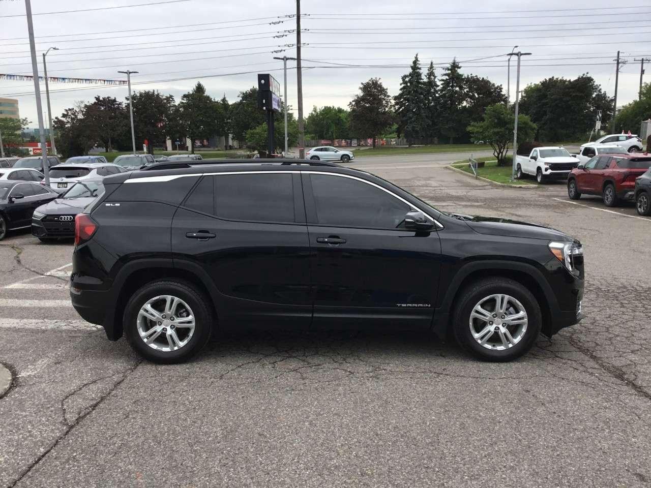 2024 GMC Terrain AWD SLE Photo
