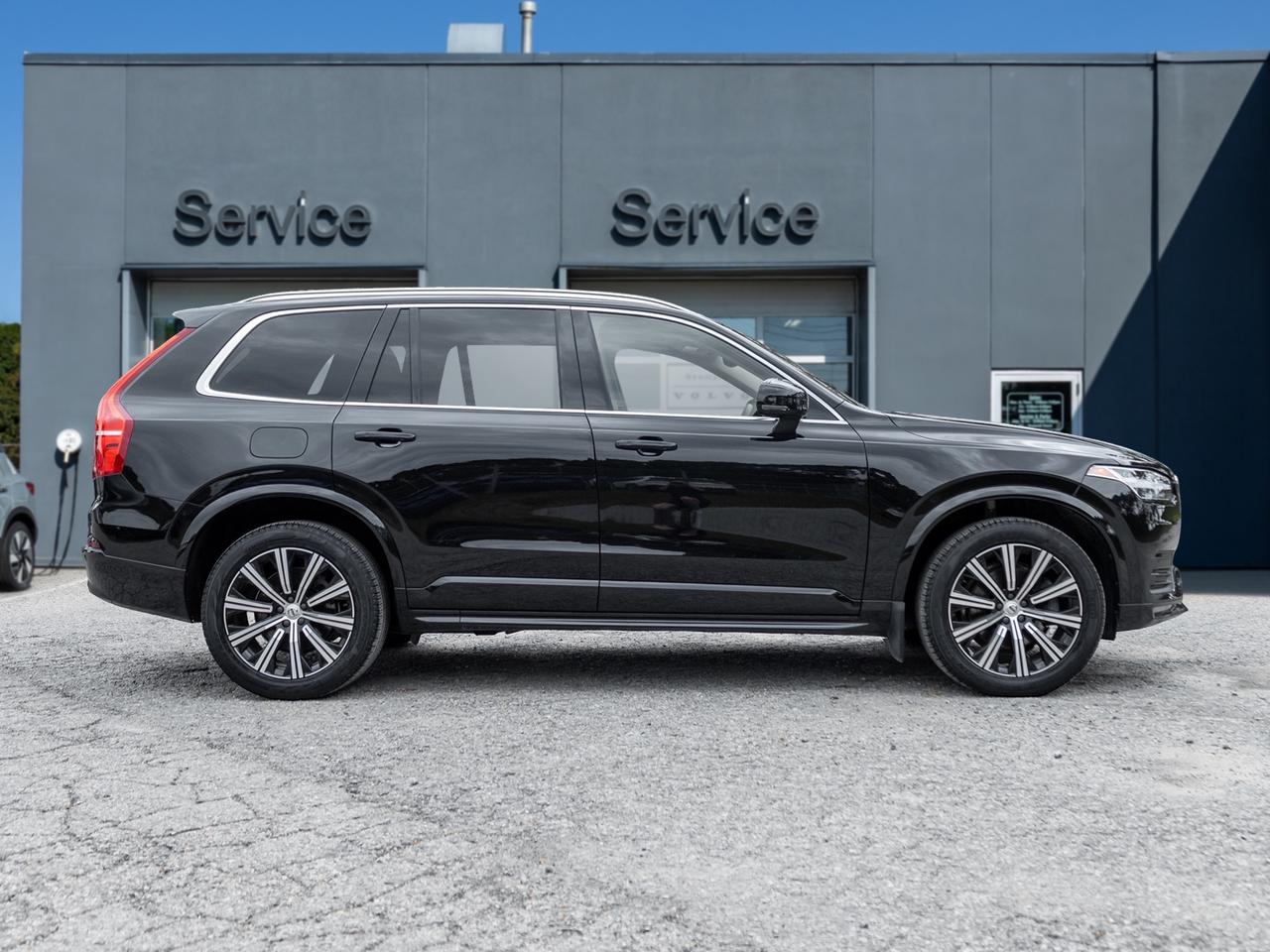 2023 Volvo XC90 B6 AWD Core 7-Seater Photo