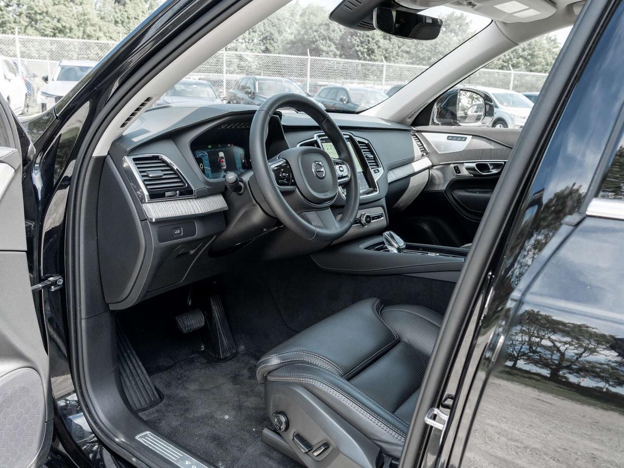 2024 Volvo XC90 Ultimate Bright Theme Photo