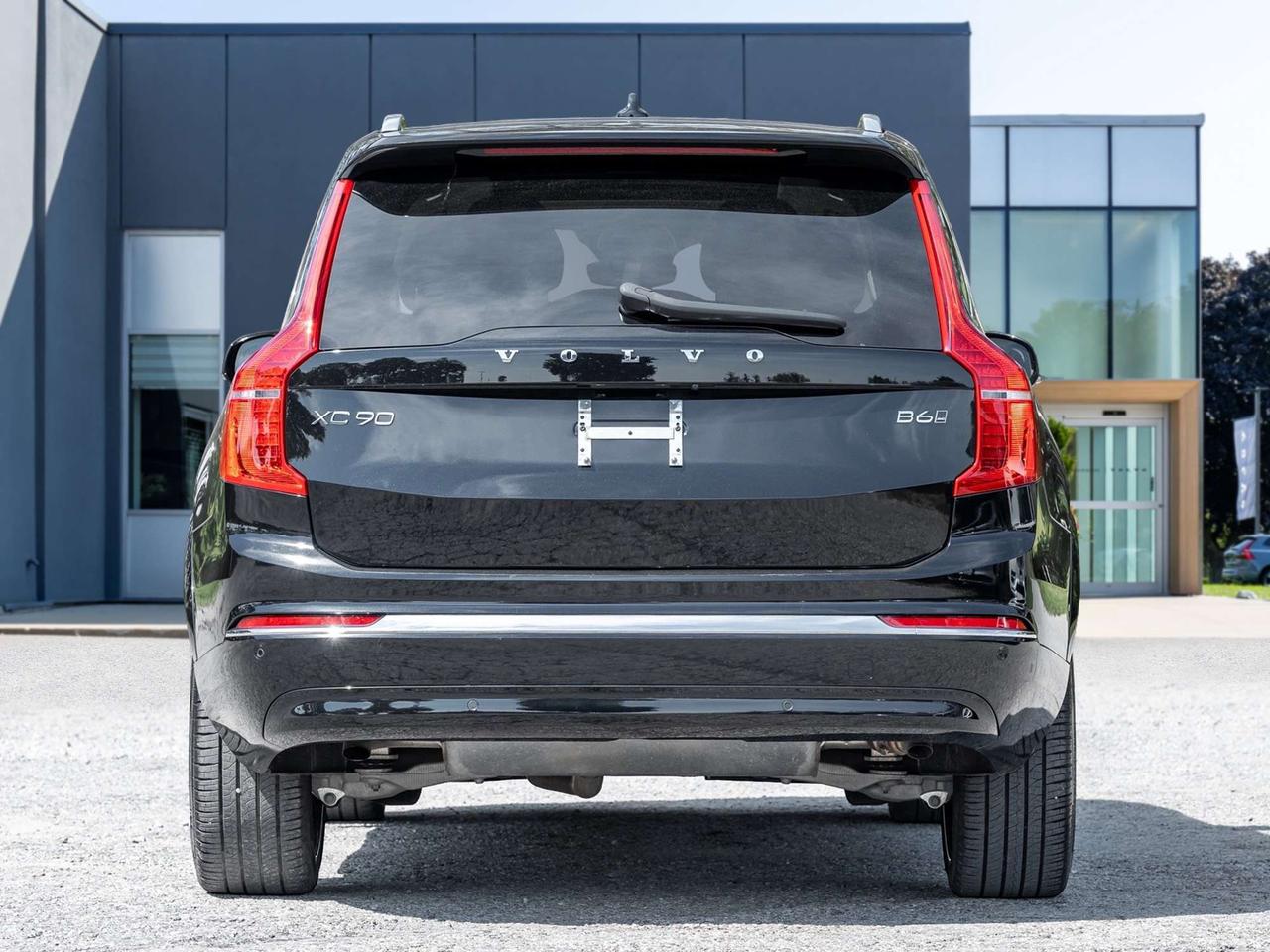 2024 Volvo XC90 Ultimate Bright Theme Photo