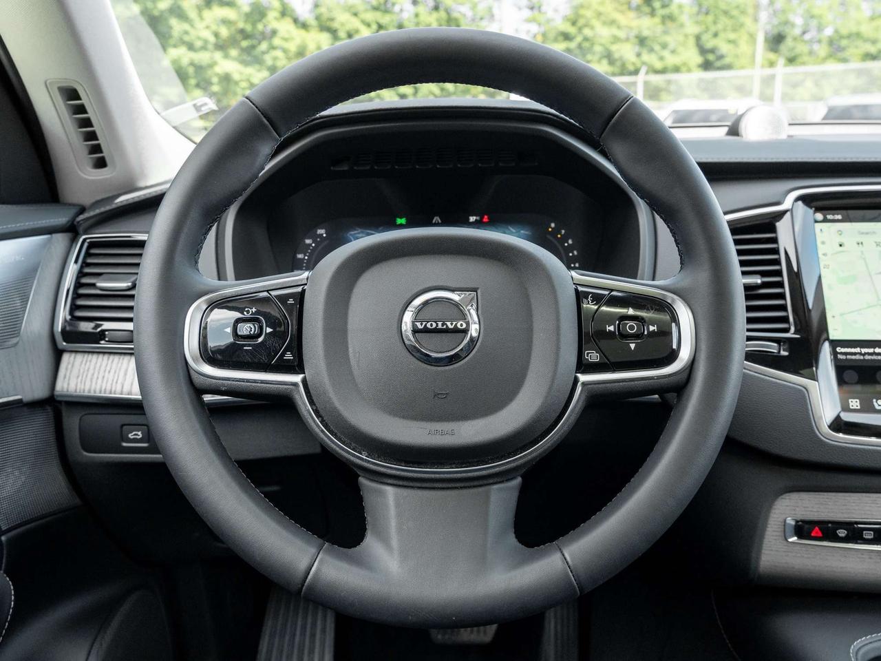 2024 Volvo XC90 Ultimate Bright Theme Photo