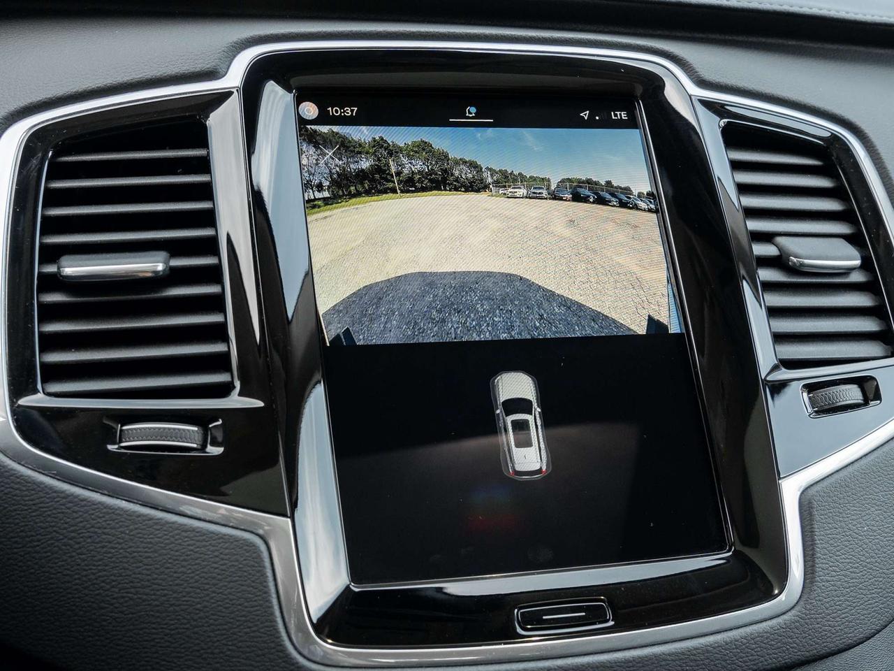 2024 Volvo XC90 Ultimate Bright Theme Photo