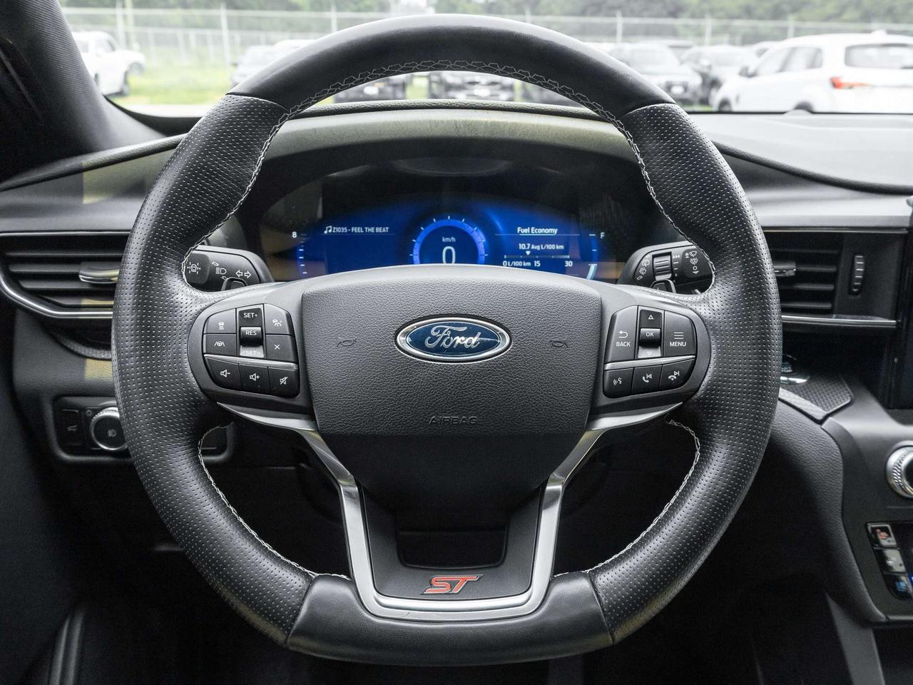 2020 Ford Explorer ST  TRADE IN ONE OWNER  WELL MAINTAINED  B&O AUDIO Photo