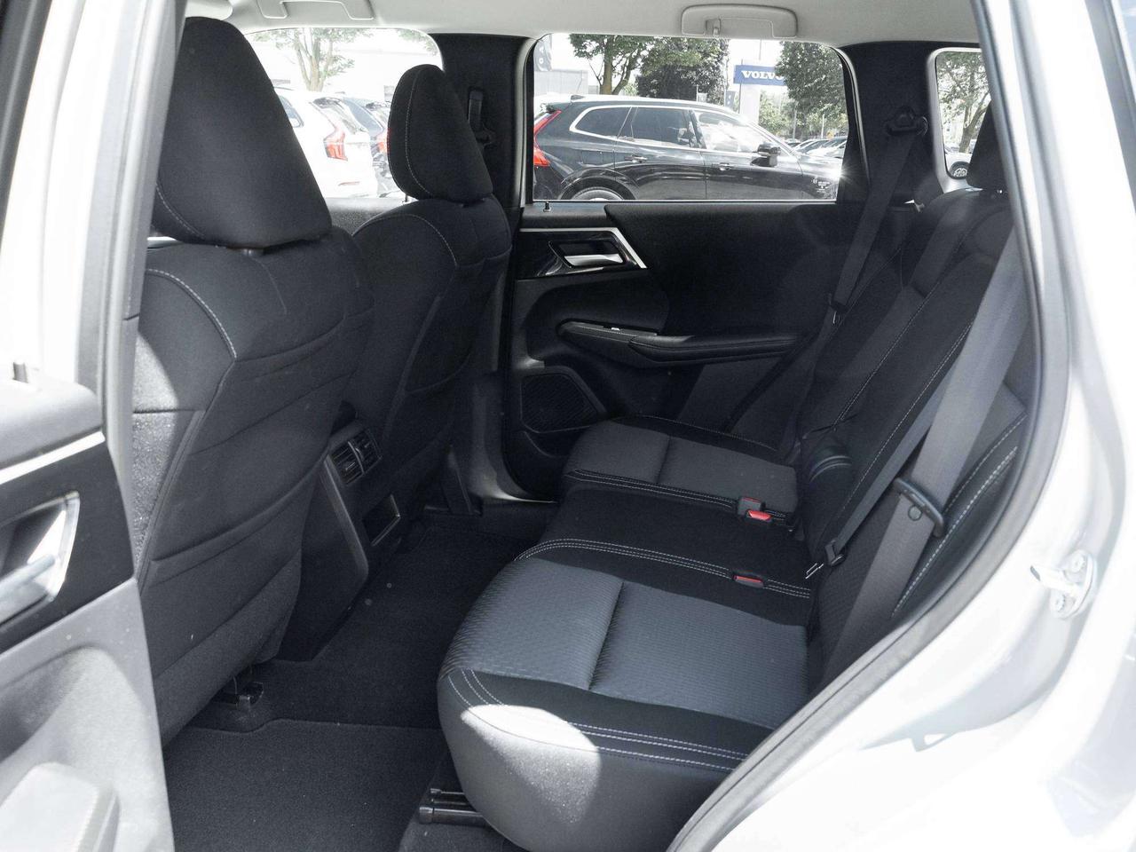 2024 Mitsubishi Outlander ES   S-AWC CPO FINANCE RATES FOR AS LOW AS 0.90% Photo