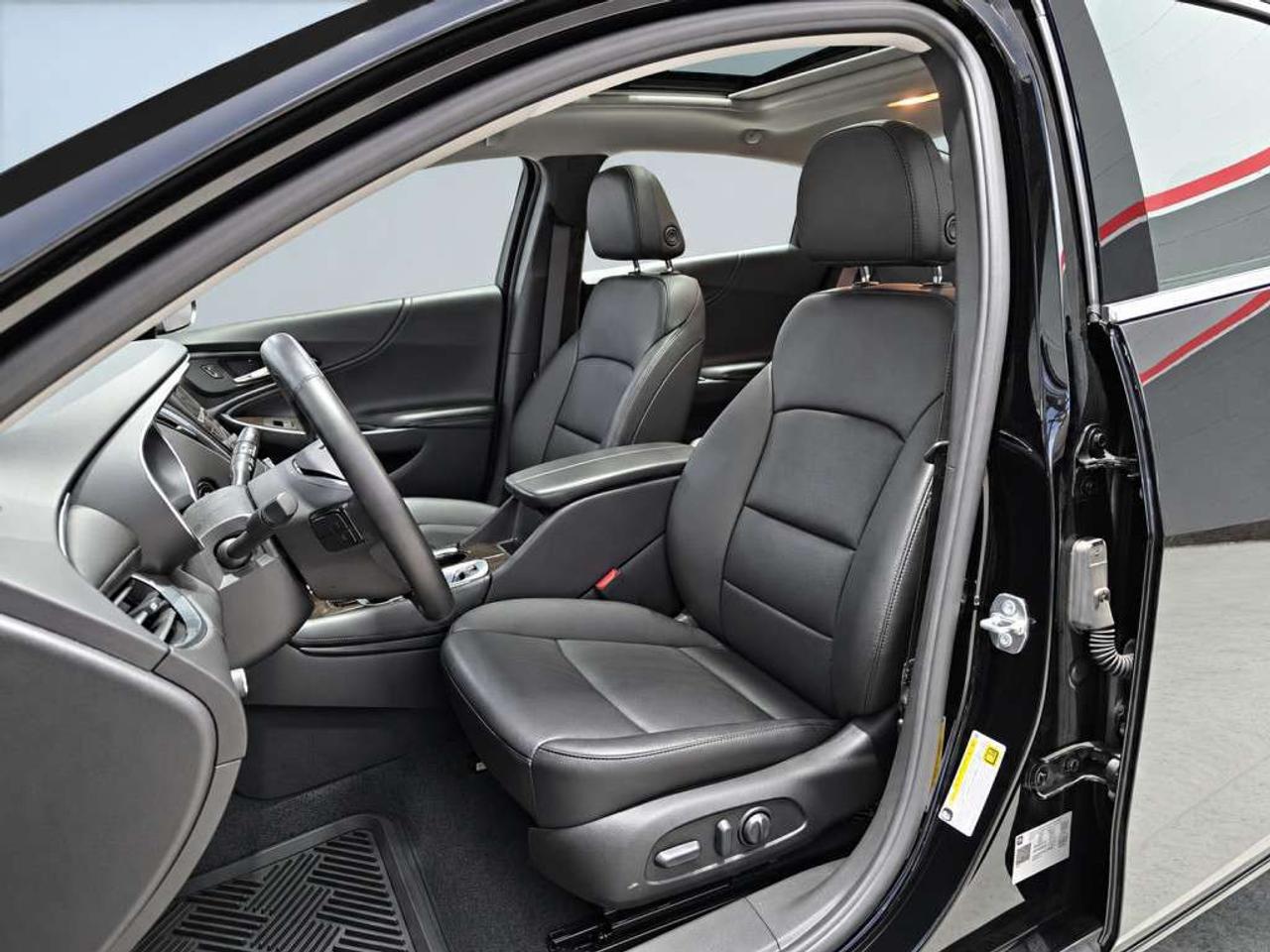 2023 Chevrolet Malibu LT  Mosaic Black Metallic on Jet Black Leather   Turbocharged   8-in Touchscreen with Apple Carplay/Android Auto    Blind Photo