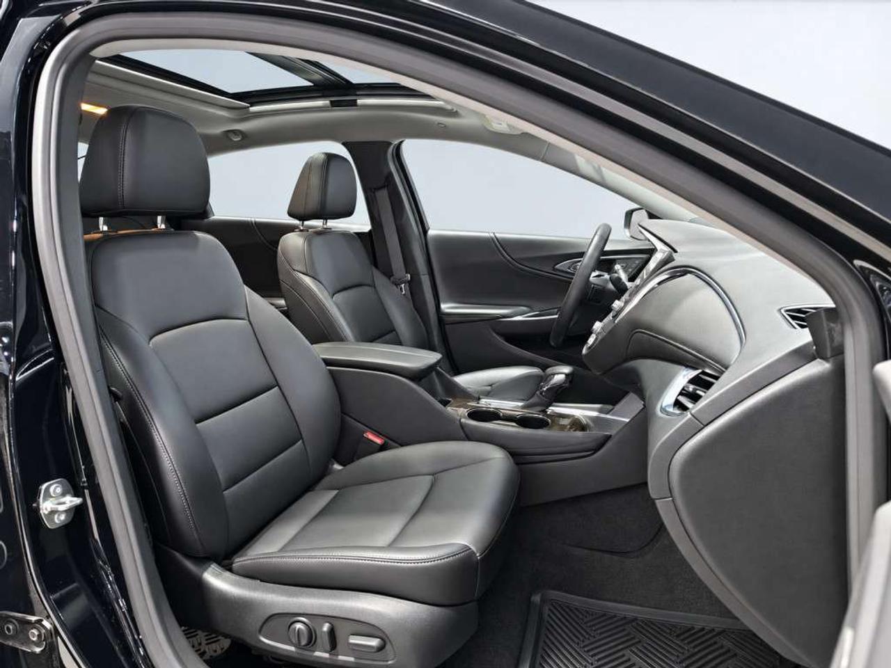 2023 Chevrolet Malibu LT  Mosaic Black Metallic on Jet Black Leather   Turbocharged   8-in Touchscreen with Apple Carplay/Android Auto    Blind Photo