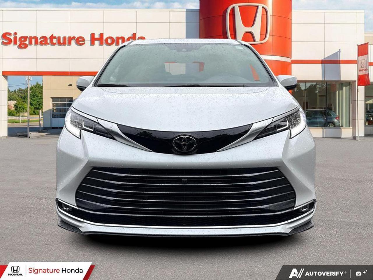 2026 Toyota Sienna LIMITED Photo
