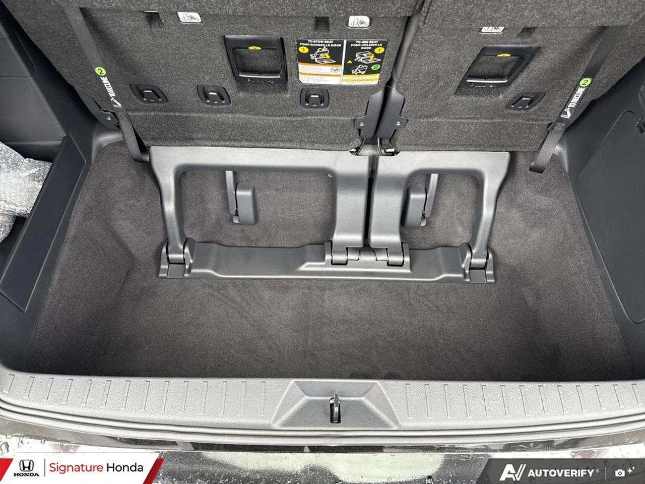 2026 Toyota Sienna LIMITED Photo
