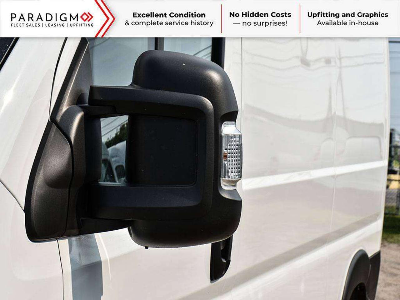 2025 RAM ProMaster 2500 136" High Roof Cargo Van Photo3