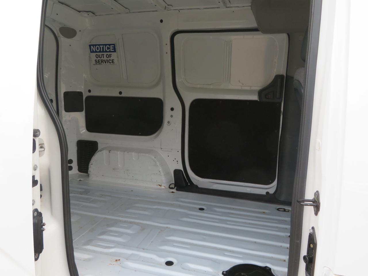 2016 Nissan NV200 I4 S Photo