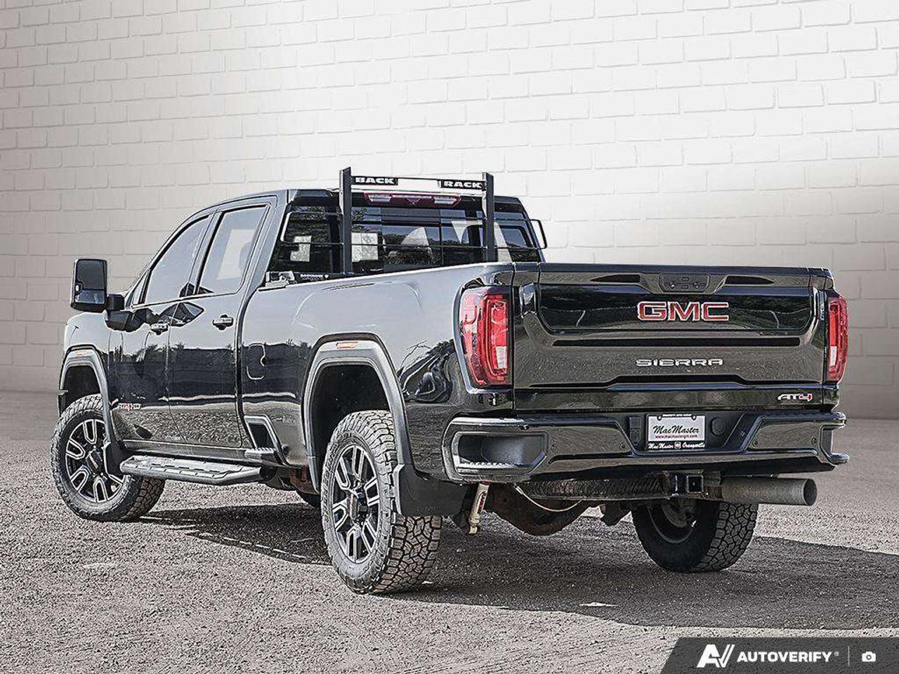 2023 GMC SIERRA 2500HD AT4, 6.6L DURAMAX V8, 4X4, ALLOYS, LEATHER, 1-OWNER, CERTIFIED PREOWNED! Photo