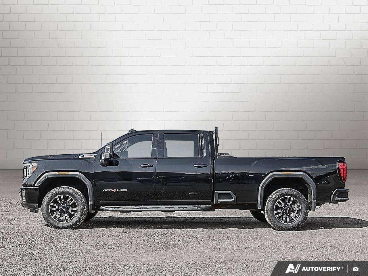 2023 GMC SIERRA 2500HD AT4, 6.6L DURAMAX V8, 4X4, ALLOYS, LEATHER, 1-OWNER, CERTIFIED PREOWNED! Photo