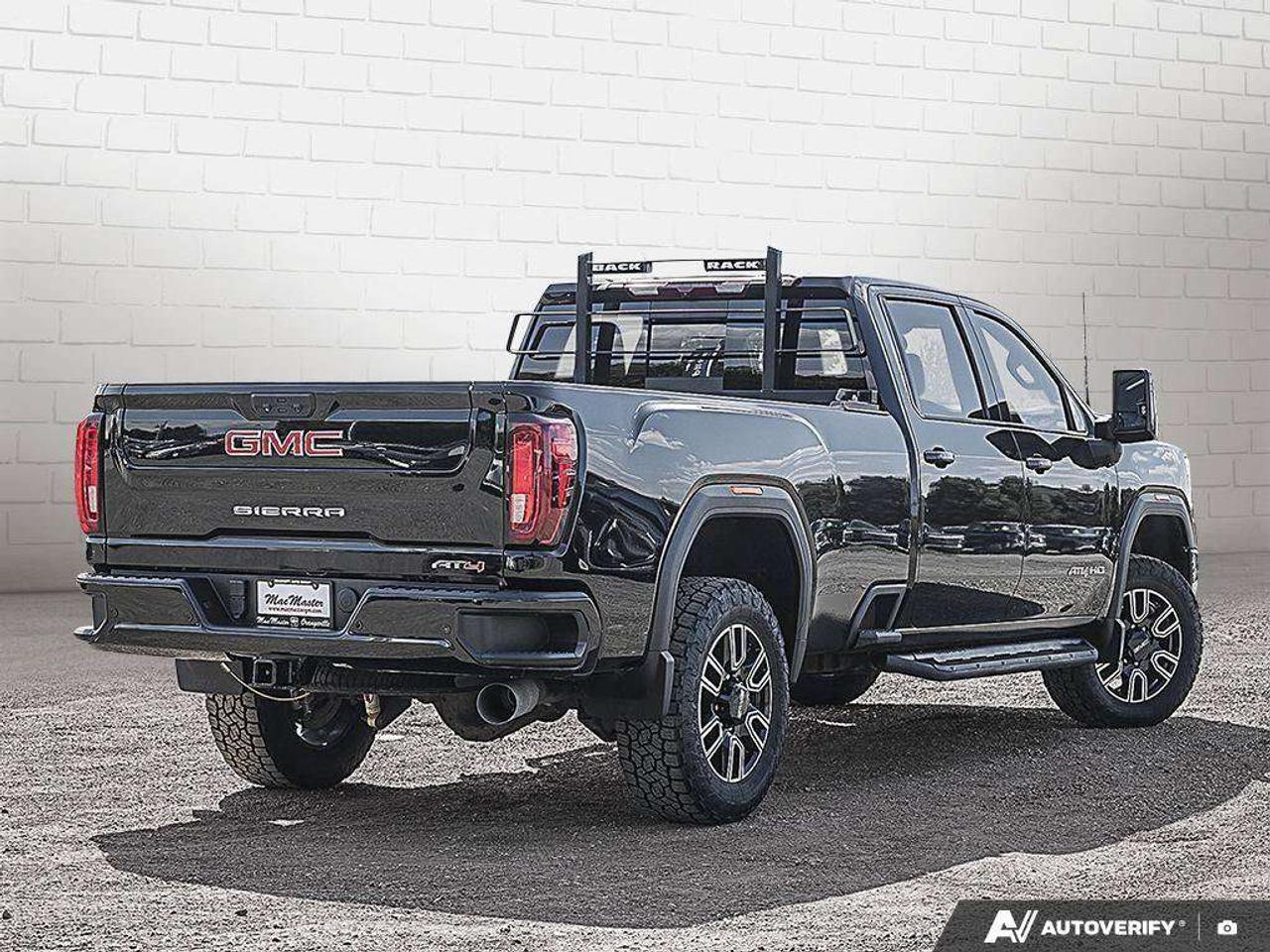 2023 GMC SIERRA 2500HD AT4, 6.6L DURAMAX V8, 4X4, ALLOYS, LEATHER, 1-OWNER, CERTIFIED PREOWNED! Photo