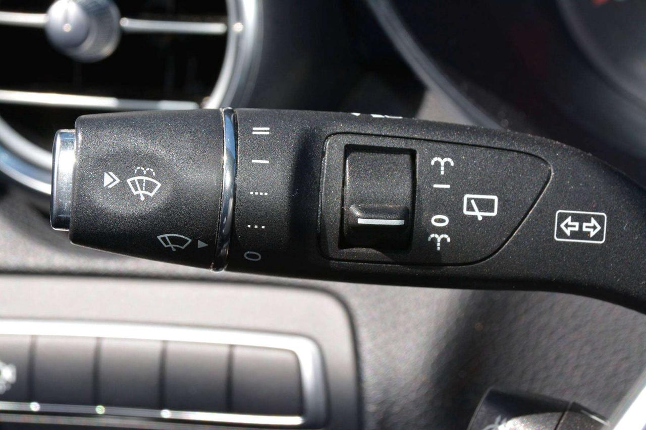 2019 Mercedes-Benz GLC 4MATIC® Photo