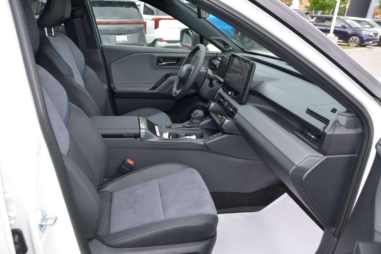 2026 Toyota RAV4 XSE Hybrid Photo