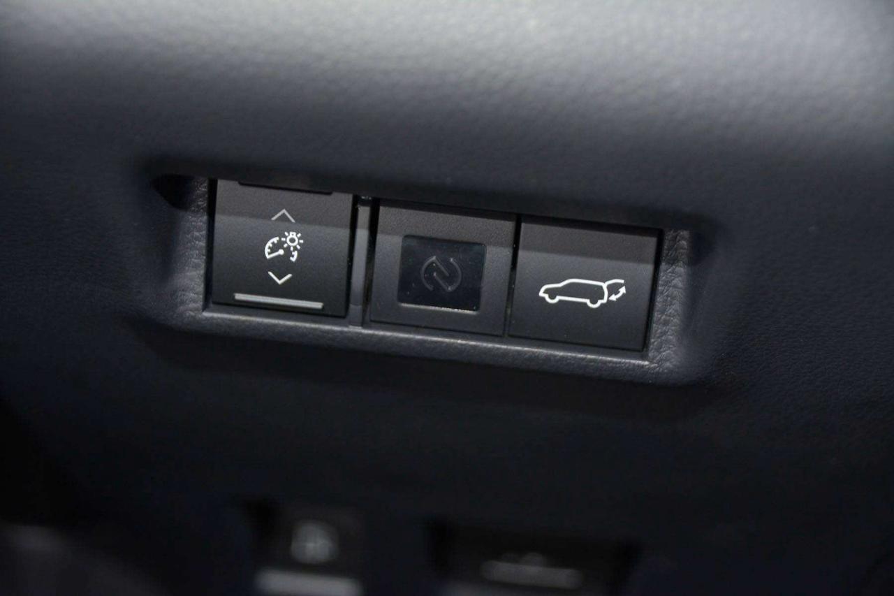 2026 Toyota RAV4 XSE Hybrid Photo