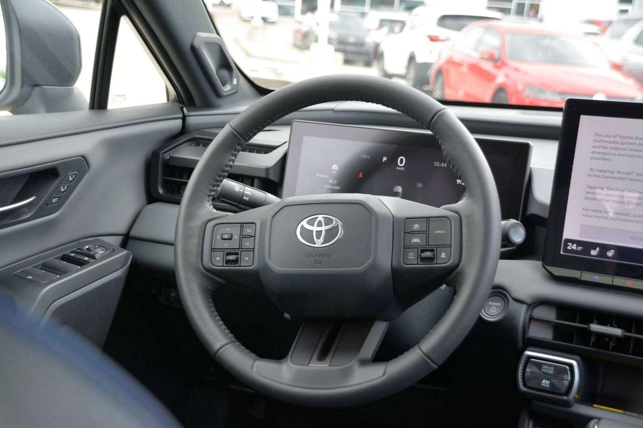 2026 Toyota RAV4 XSE Hybrid Photo