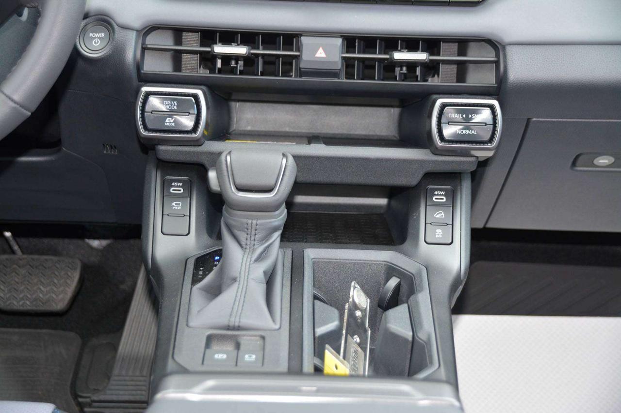 2026 Toyota RAV4 XSE Hybrid Photo