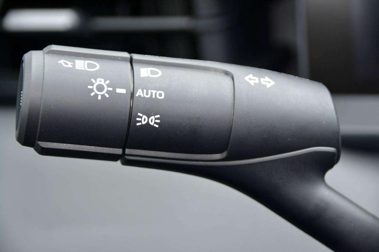 2026 Toyota RAV4 XSE Hybrid Photo