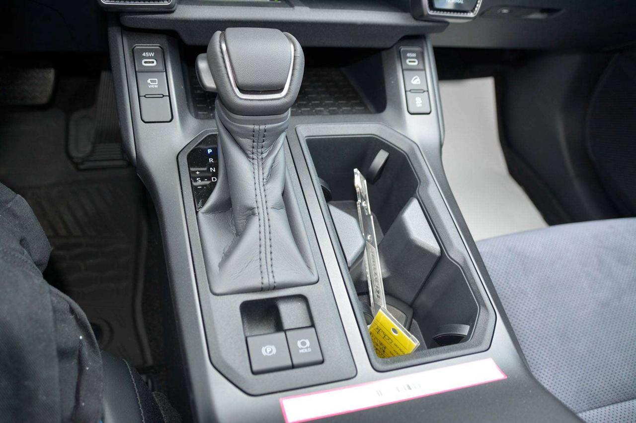 2026 Toyota RAV4 XSE Hybrid Photo