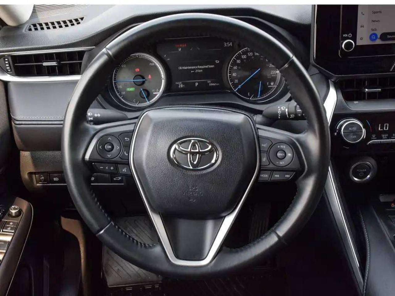 2024 Toyota Venza LE Hybrid ~Heated Seats ~Blind Spot ~Carplay ~Cam Photo