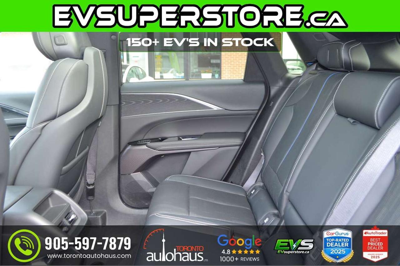 2024 Cadillac LYRIQ SPORT 1 I 600E4 AWD Photo