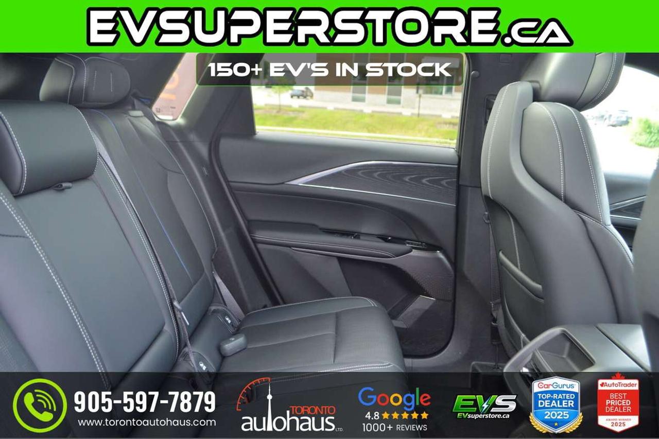 2024 Cadillac LYRIQ SPORT 1 I 600E4 AWD Photo
