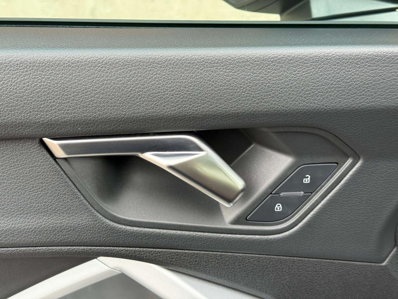 2024 Audi Q3 KOMFORT   QUATTRO   S LINE   NO ACCIDENT   PANO SUNROOF Photo
