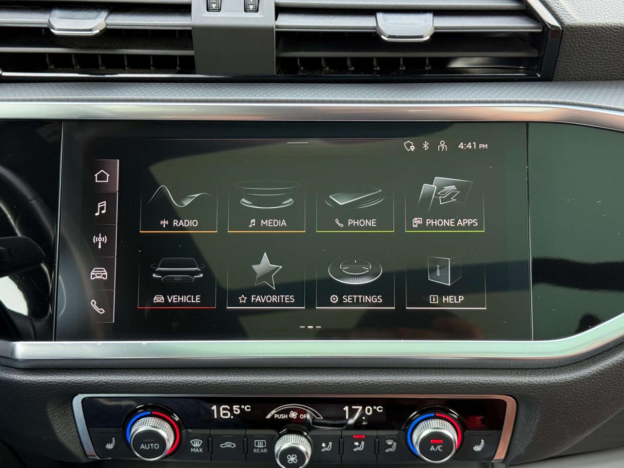 2024 Audi Q3 KOMFORT   QUATTRO   S LINE   NO ACCIDENT   PANO SUNROOF Photo