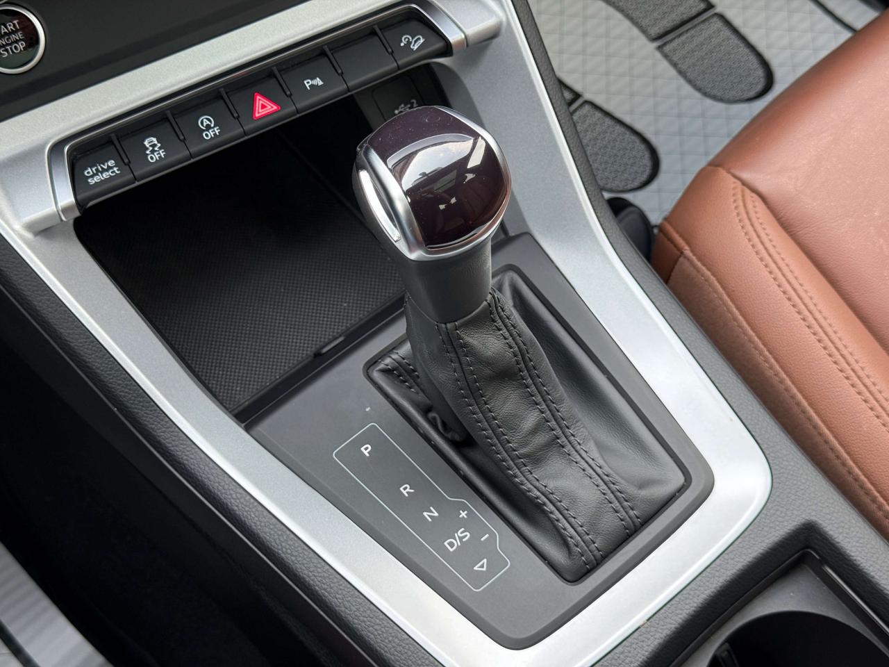 2024 Audi Q3 KOMFORT   QUATTRO   S LINE   NO ACCIDENT   PANO SUNROOF Photo