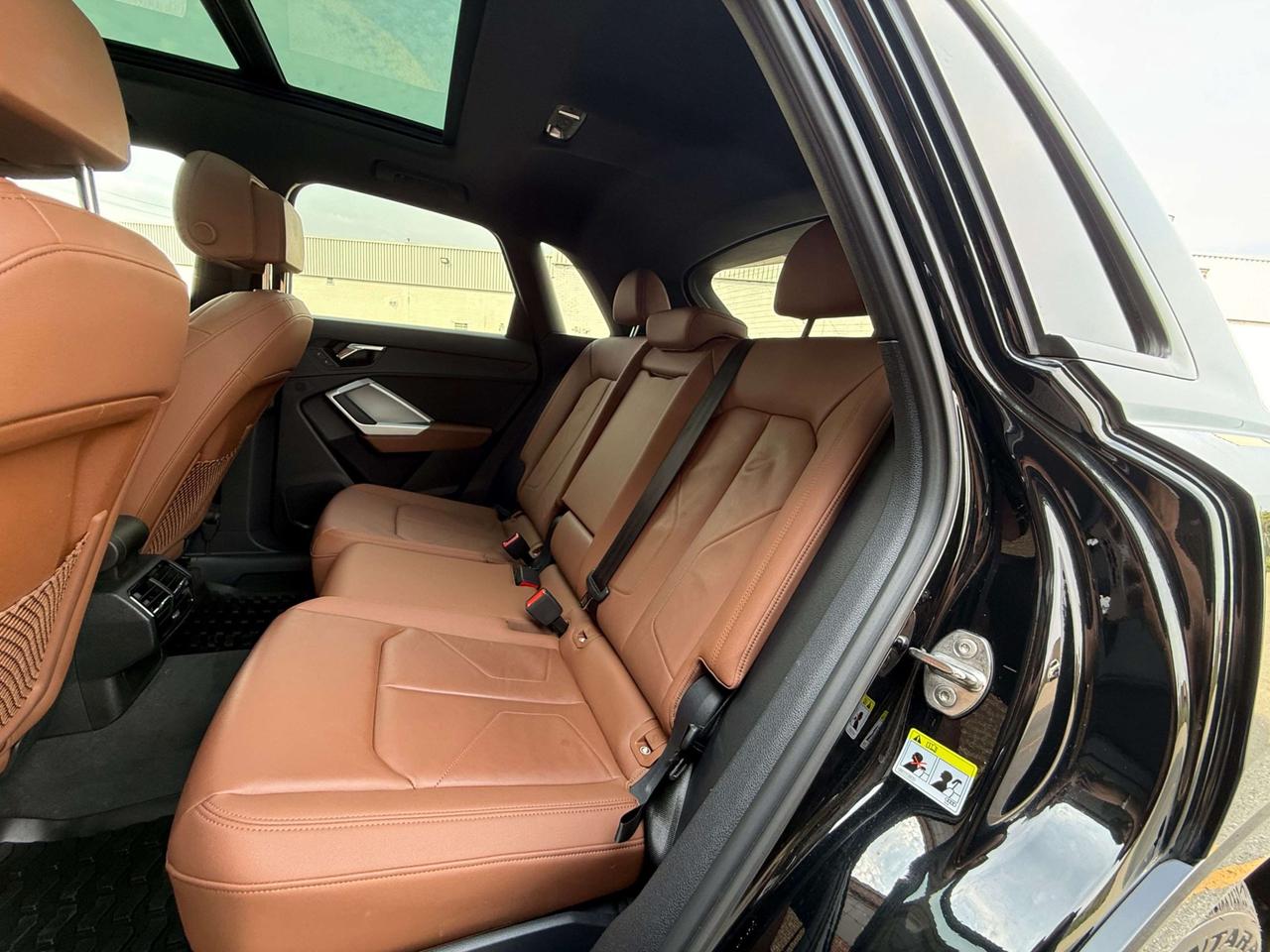 2024 Audi Q3 KOMFORT   QUATTRO   S LINE   NO ACCIDENT   PANO SUNROOF Photo
