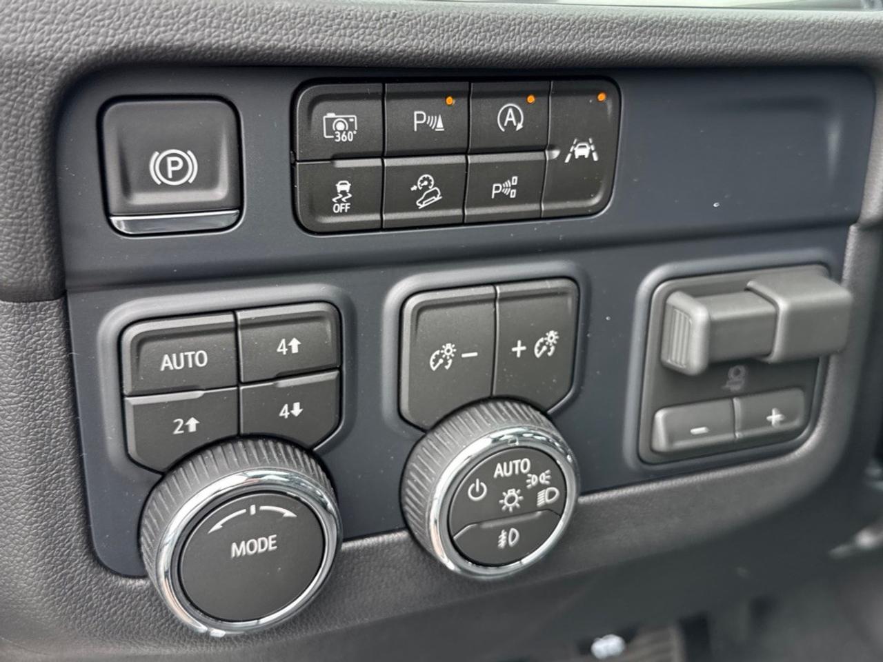 2026 Chevrolet Tahoe 4WD 4dr LT Photo