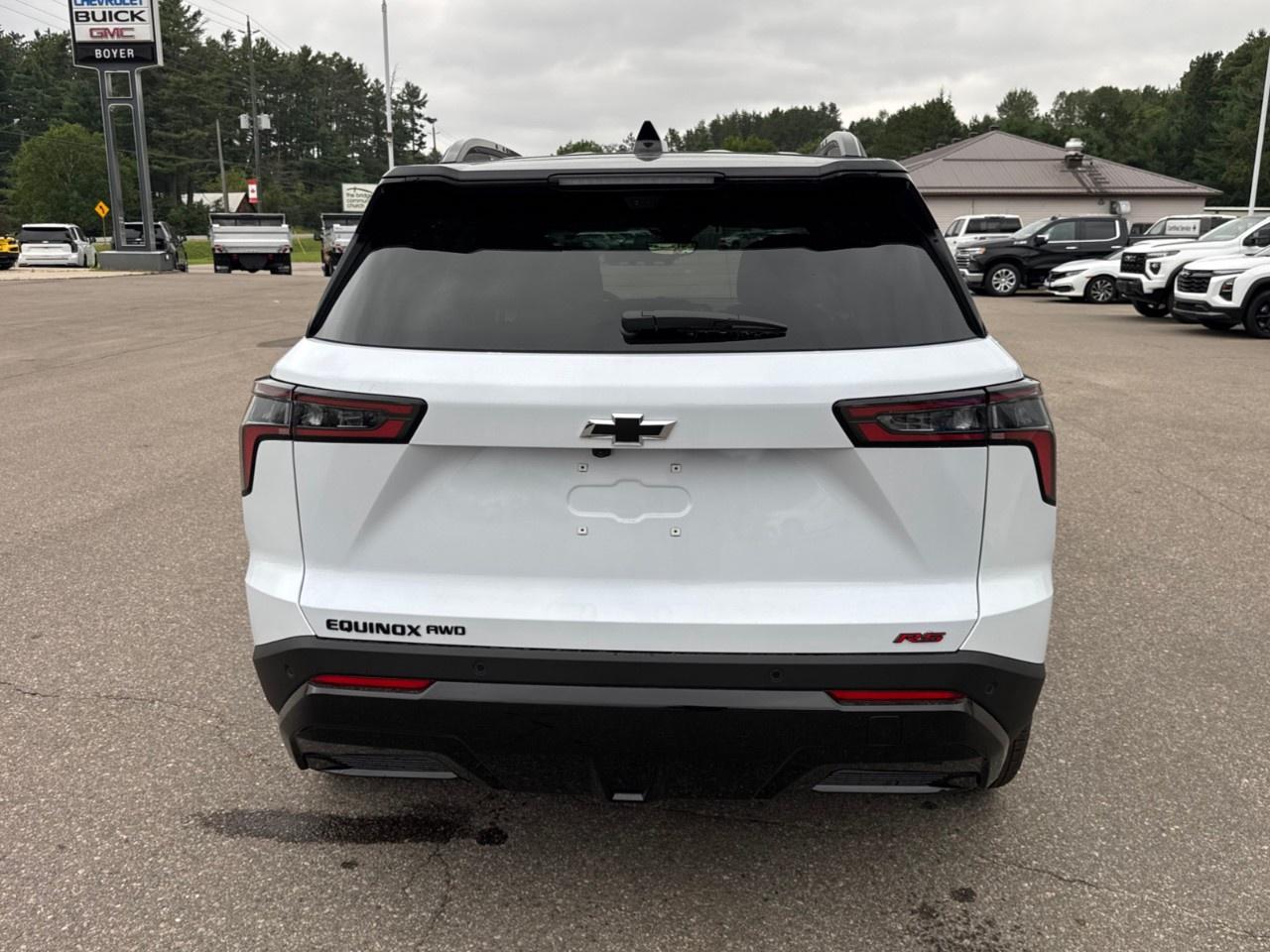 2027 Chevrolet Equinox AWD RS Photo