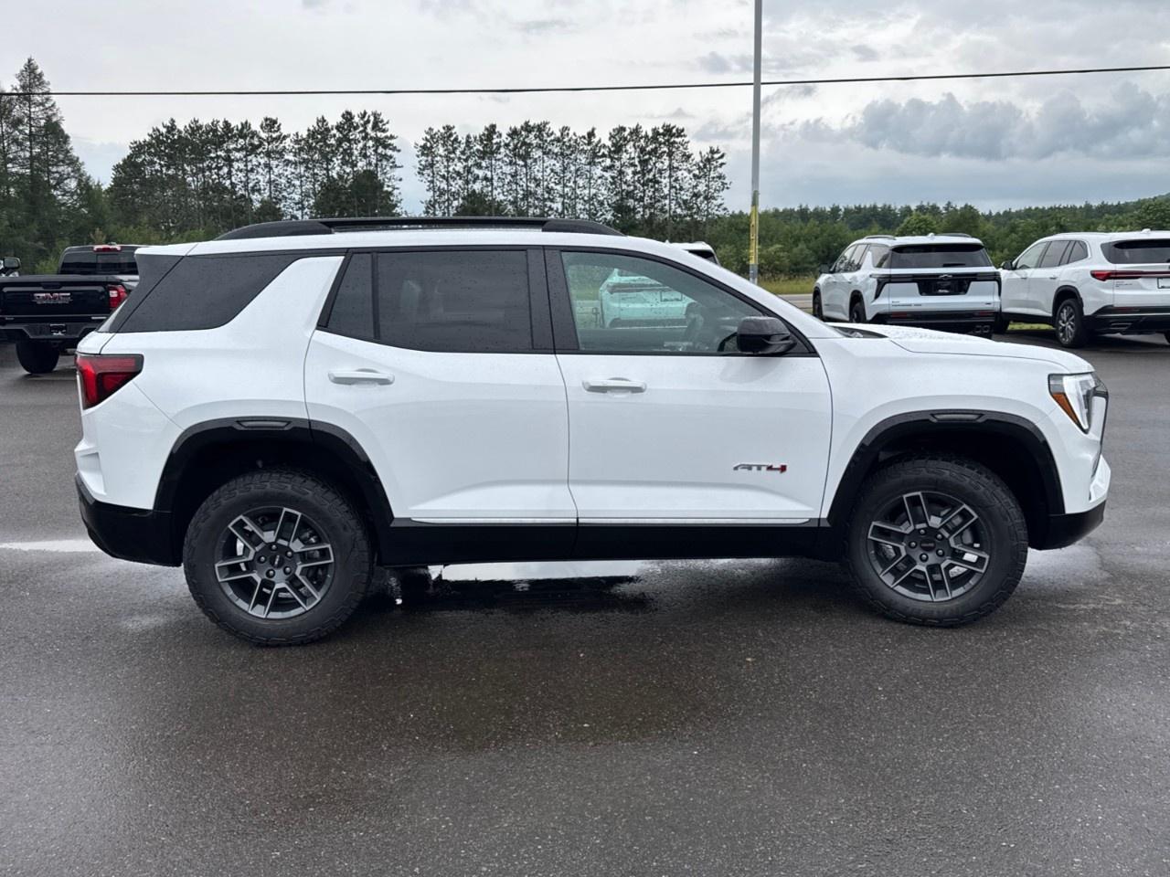 2027 GMC Terrain AWD AT4 Photo