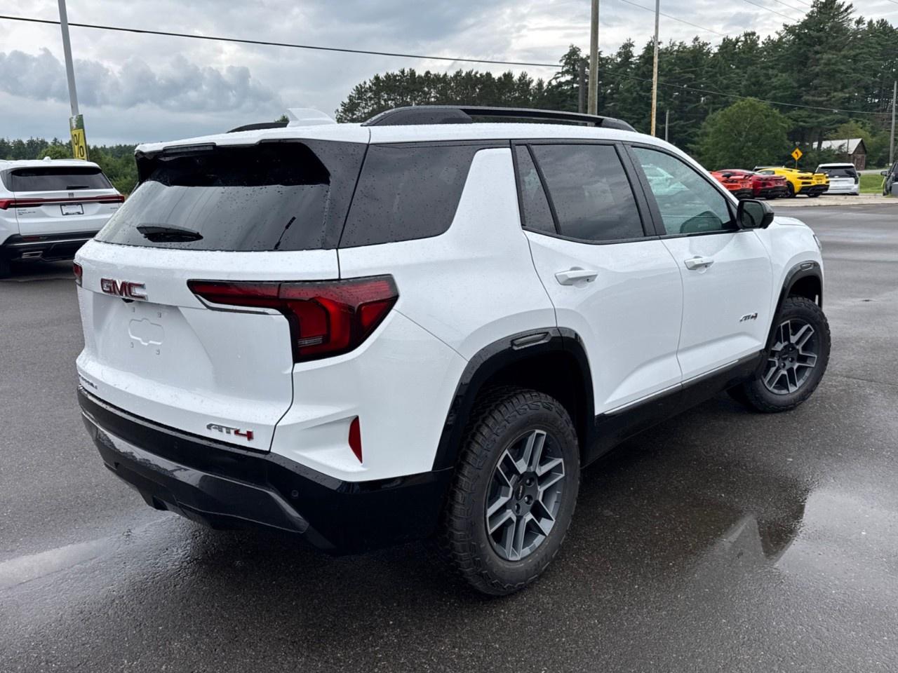 2027 GMC Terrain AWD AT4 Photo