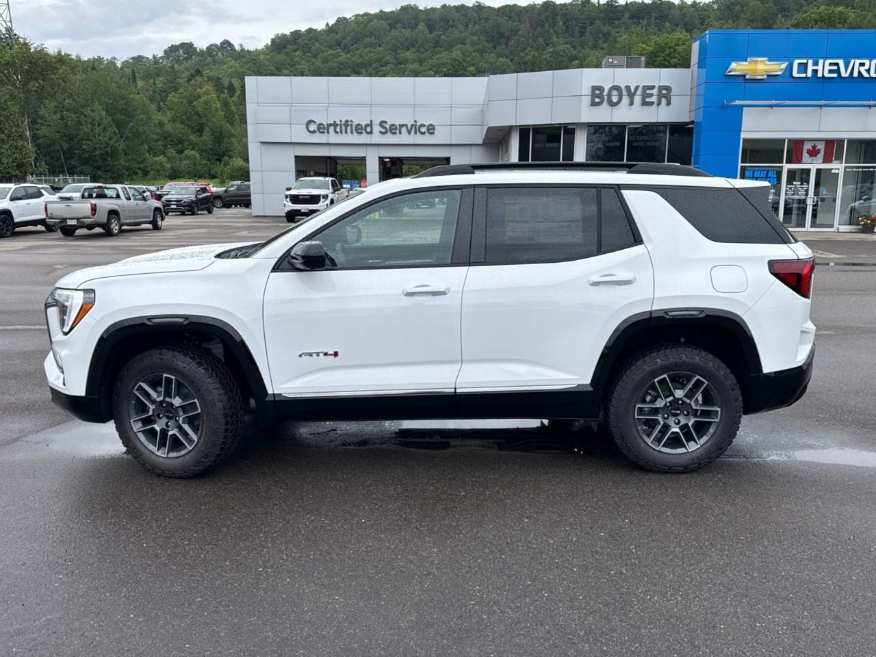 2027 GMC Terrain AWD AT4 Photo